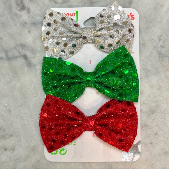 Claire’s Christmas Hair Clip Bows set of 4 & 2 Scrunchies, New - Picture 5 of 12